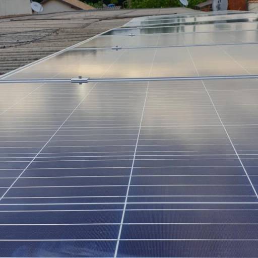 Comprar o produto de Limpeza de painéis solares  em Energia Solar pela empresa Iluz Solar Energy em Marília, SP por Solutudo