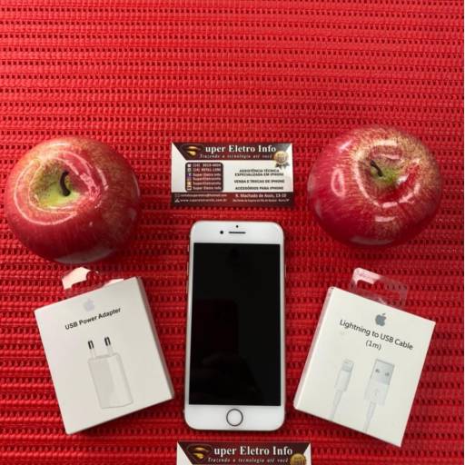 iPhone 8 em Bauru - Semi-Novo - Dourado - 64GB - (Estado de Conservação - Muito Bom) em Bauru, SP por Super Eletro Info - Apple em Bauru 