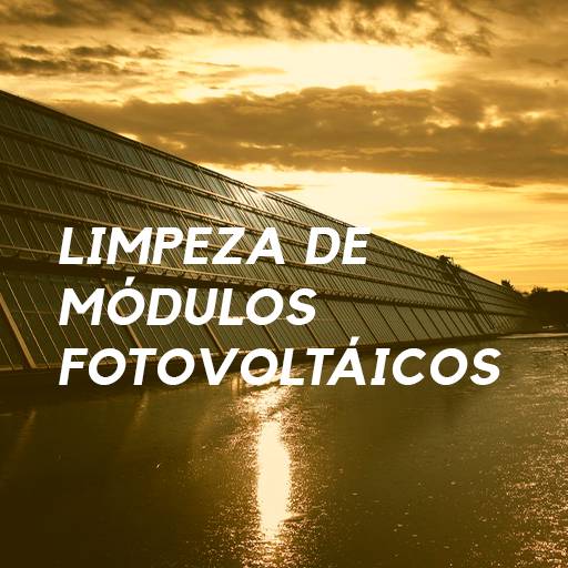 Limpeza de módulos fotovoltaicos