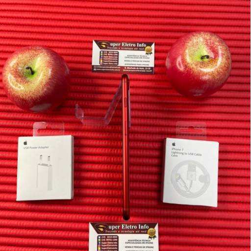 iPhone 8 Plus Vermelho Semi-Novo em Bauru  por Super Eletro Info - Apple em Bauru 