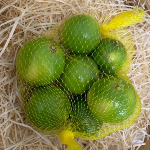 Comprar o produto de Limão em Bauru  em Frutas pela empresa Quitanda Tomatão em Bauru, SP por Solutudo