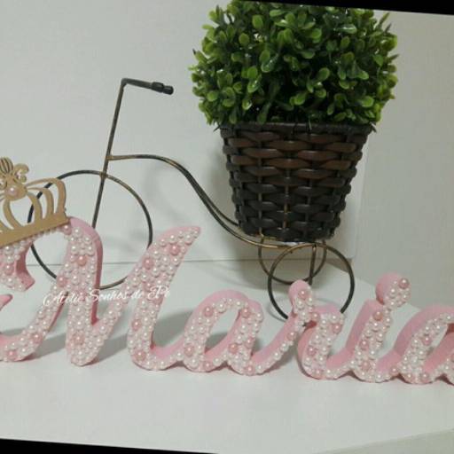 Nomes persobnalizados de MDF em Bauru  por Ateliê Sonhos de Pé Bauru