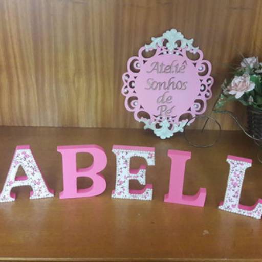 Nomes persobnalizados de MDF em Bauru  por Ateliê Sonhos de Pé Bauru