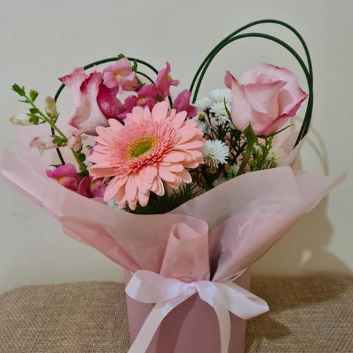 Flores e Cestas por Adriana Flores Loja 2