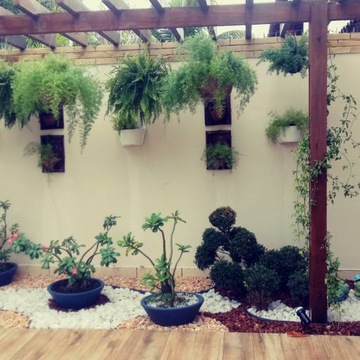 Manutenção de jardins em Salvador, BA por Imperial Paisagismo Projetos E Servicos Tecnicos