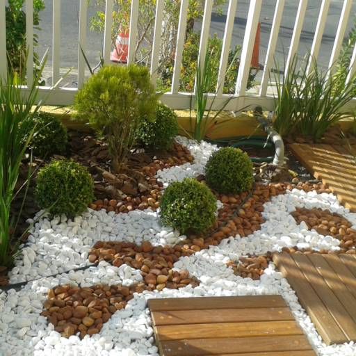 Criação de jardim em Salvador, BA por Imperial Paisagismo Projetos E Servicos Tecnicos