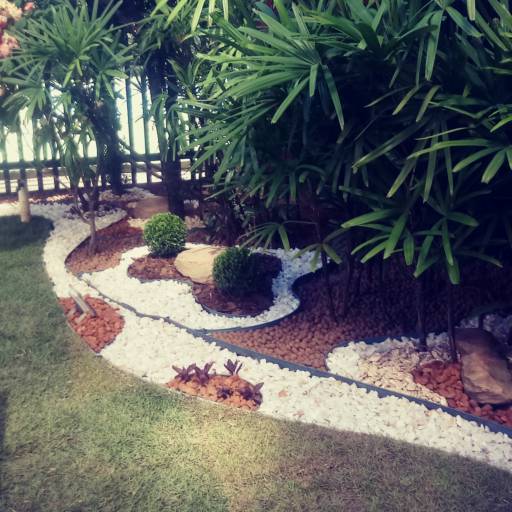 Criação de jardim em Salvador, BA por Imperial Paisagismo Projetos E Servicos Tecnicos