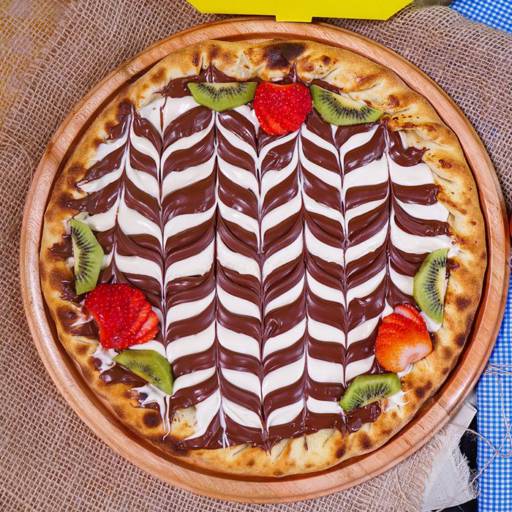 Pizza Dois Chocolates por Dom Caetano Pizza Delivery
