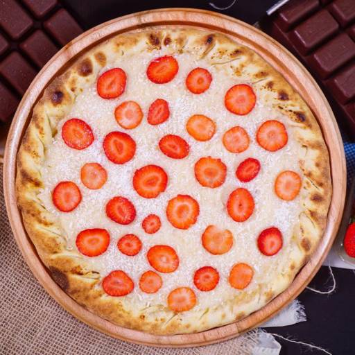 Pizza Beijinho com Morango