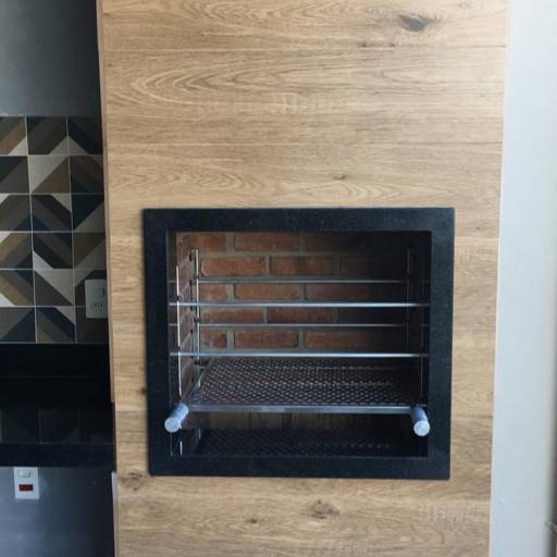 Pia/Balcão e revestimento de churrasqueira no Granito Preto São Gabriel por R.R Marmoraria