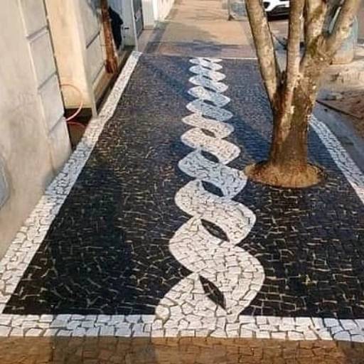 Construção/Reforma de Calçada residencial por Sergio Pedras