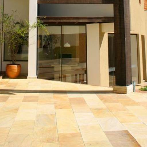 Calçada de Basalto por Sergio Pedras