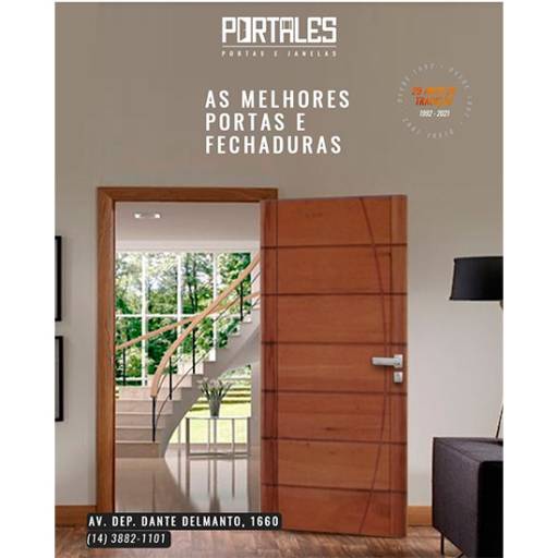 Portas Maciças – Portales Portas e Janelas no Ninho Verde II Eco Residence por Portales Portas e Janelas