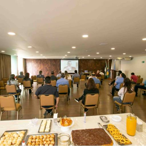 Café Empresarial  por Acil - Associação Comercial, Industrial, Agropecuária e Serviços de Leopoldina