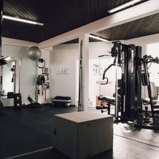 Espaço Físico - Academia e Equipamentos por Studio de Dança Cynthia Denadai