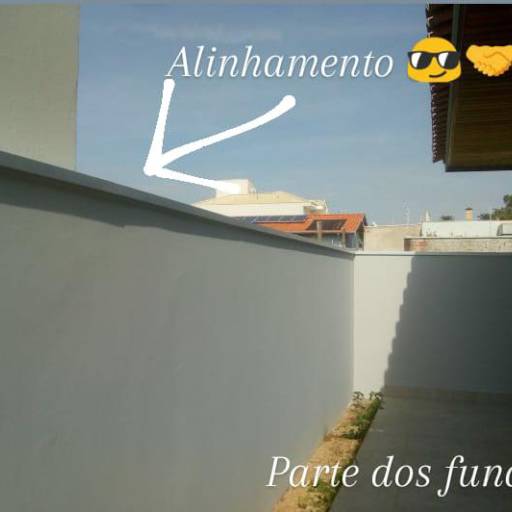 Instalação de pingadeiras em todo muro por Tião Calhas