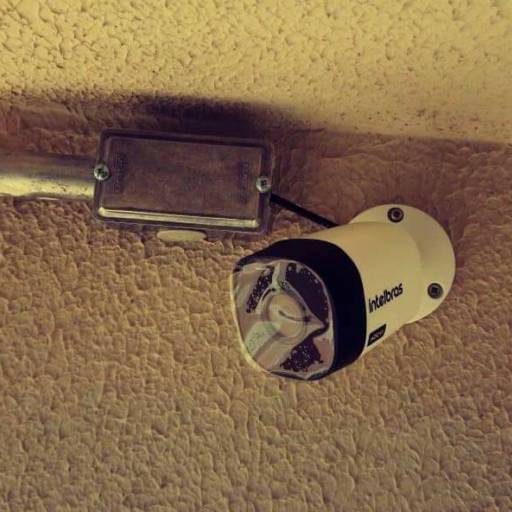 Câmeras de Segurança por S.O.S Energia Solar e Segurança Eletrônica 