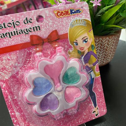 Maquiagem para Crianças por Perfumaria Vipp