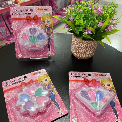 Maquiagem para Crianças por Perfumaria Vipp