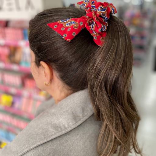 Acessórios de cabelo por Perfumaria Vipp