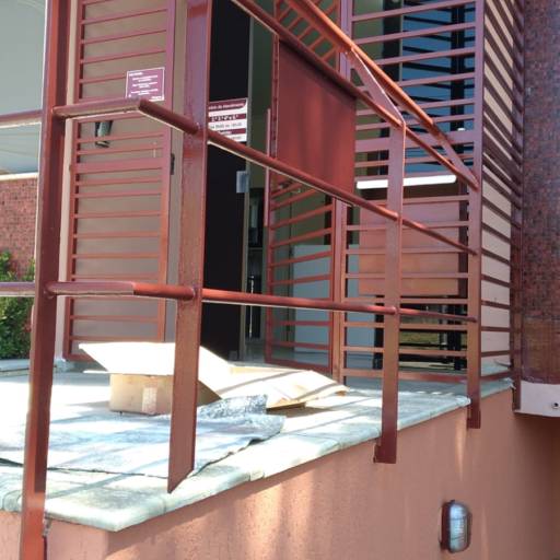 Pinturas em Ferragens - (Escadas, corrimão) por TJ pinturas