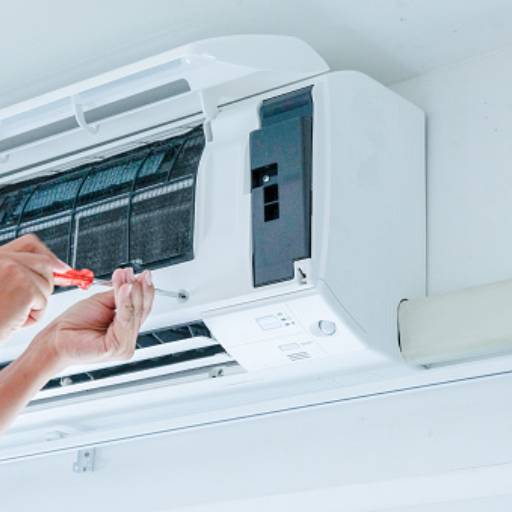 Instalação de Ar condicionado por Help Refritec Elétrica Refrigeração e Climatização