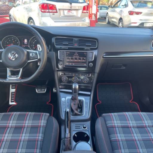 GOLF 2.0 TSI GTI TURBO AUTOMÁTICO em Bauru por Mult Car Bauru