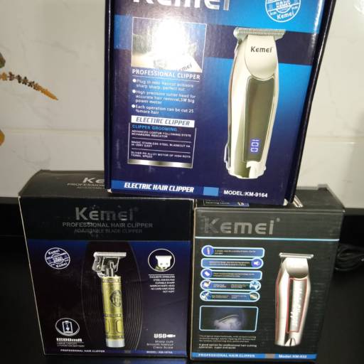 Máquina de Cortar Cabelo e Acabamento