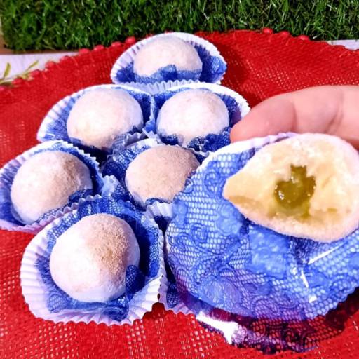 Brigadeiro de uva por Lika Doces Gourmet