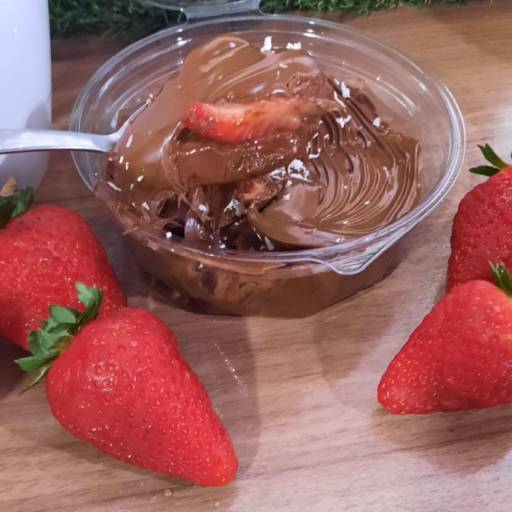 Escondidinho nutella com morango por Lika Doces Gourmet
