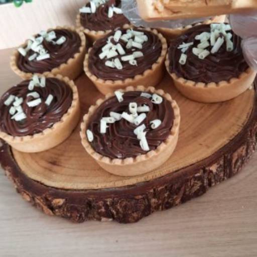 Tartelete ninho com nutella por Lika Doces Gourmet