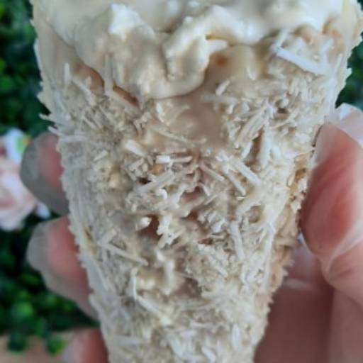 Cone Rafaello por Lika Doces Gourmet