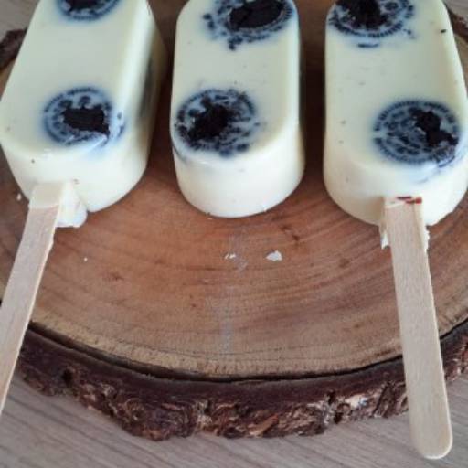 Paleta óreo e nutella por Lika Doces Gourmet