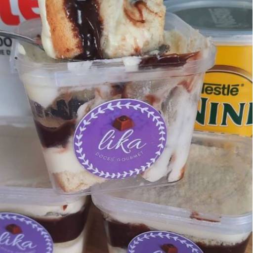 Bolo no pote ninho e nutella por Lika Doces Gourmet