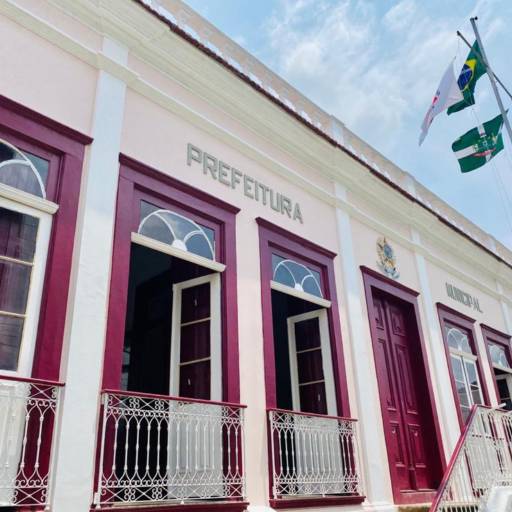 Licitações / Pregões Eletrônicos  por Prefeitura Municipal de Leopoldina-MG