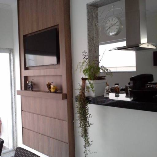 Móveis planejados sob medida por Trentino Design & Mobili