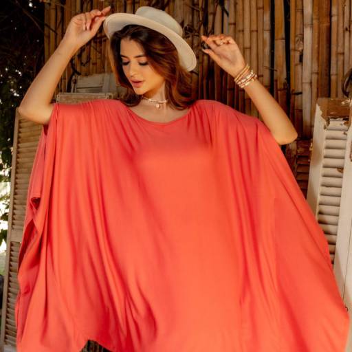 Vestido Kaftan Curto manga morcego em Bauru por Meninas Modas e Acessórios 