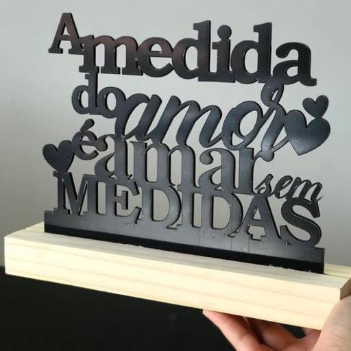 Enfeites de madeira por Lojas Jessé