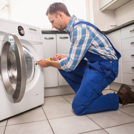 Comprar o produto de Conserto de máquina de lavar roupas em Araçatuba em Assistência Técnica pela empresa Lavel Refrigeração em Araçatuba, SP por Solutudo
