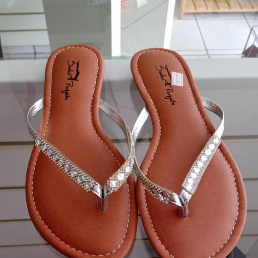 Rasteira com strass prata em Bauru por Meninas Modas e Acessórios 