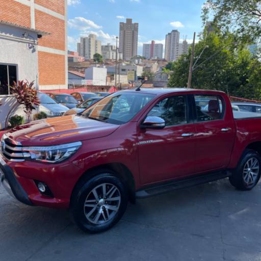 HILUX CAMINHONETE 2.8 16V SRX 4X4 DIESEL CABINE DUPLA AUTOMÁTICO em Bauru por Mult Car Bauru