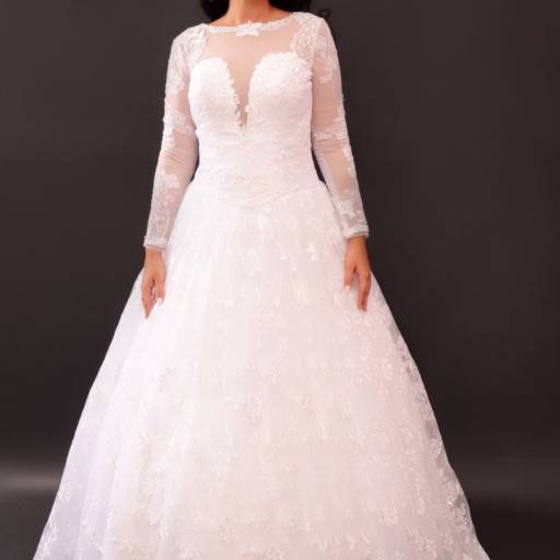 Vestido de Noiva Manga Longa, rendado em Bauru  por Aguiar Noivas, Festas e Ternos