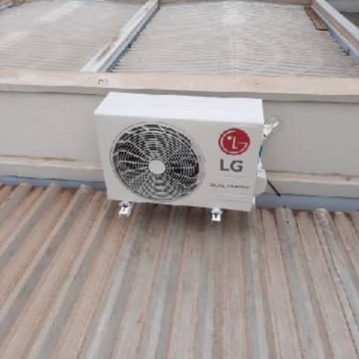 Comprar o produto de Instalação de Ar condicionado em Ar Condicionado pela empresa Canal do Ar - Refrigeração em Jaú, SP por Solutudo