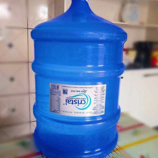 Comprar o produto de Entrega de Galão de água em Avaré em Águas Minerais pela empresa Léo Gás e Água em Avaré em Avaré, SP por Solutudo