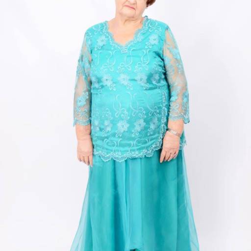 Vestido azul claro com renda Plus Size em Bauru por Aguiar Noivas, Festas e Ternos