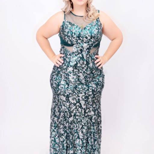 Vestido estampado Plus Size em Bauru por Aguiar Noivas, Festas e Ternos