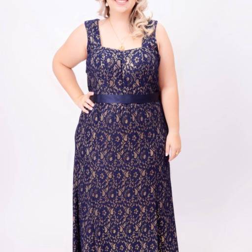 Vestido azul e dourado Plus Size em Bauru por Aguiar Noivas, Festas e Ternos
