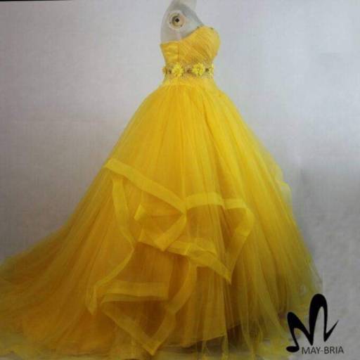 Vestido de Debutante Amarelo Voal por Aguiar Noivas, Festas e Ternos