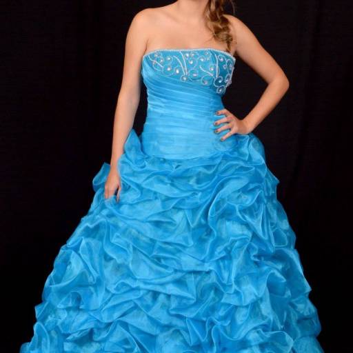 Vestido de Debutante Azul Transpassado por Aguiar Noivas, Festas e Ternos