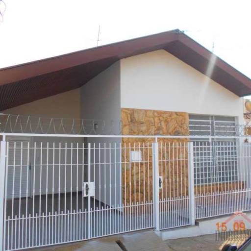 Casa no Centro de Jaú - Aluguel R$1000,00